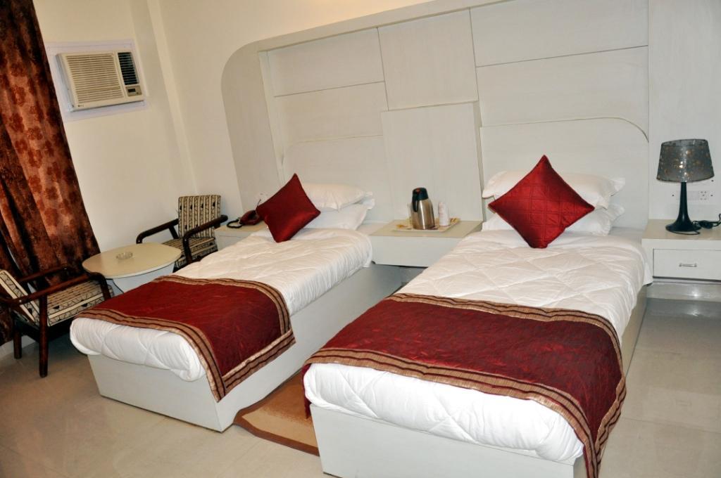 Hotel Mount View Katra  Esterno foto