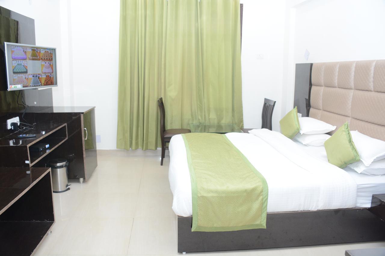 Hotel Mount View Katra  Esterno foto
