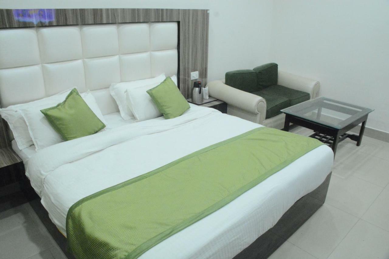 Hotel Mount View Katra  Esterno foto