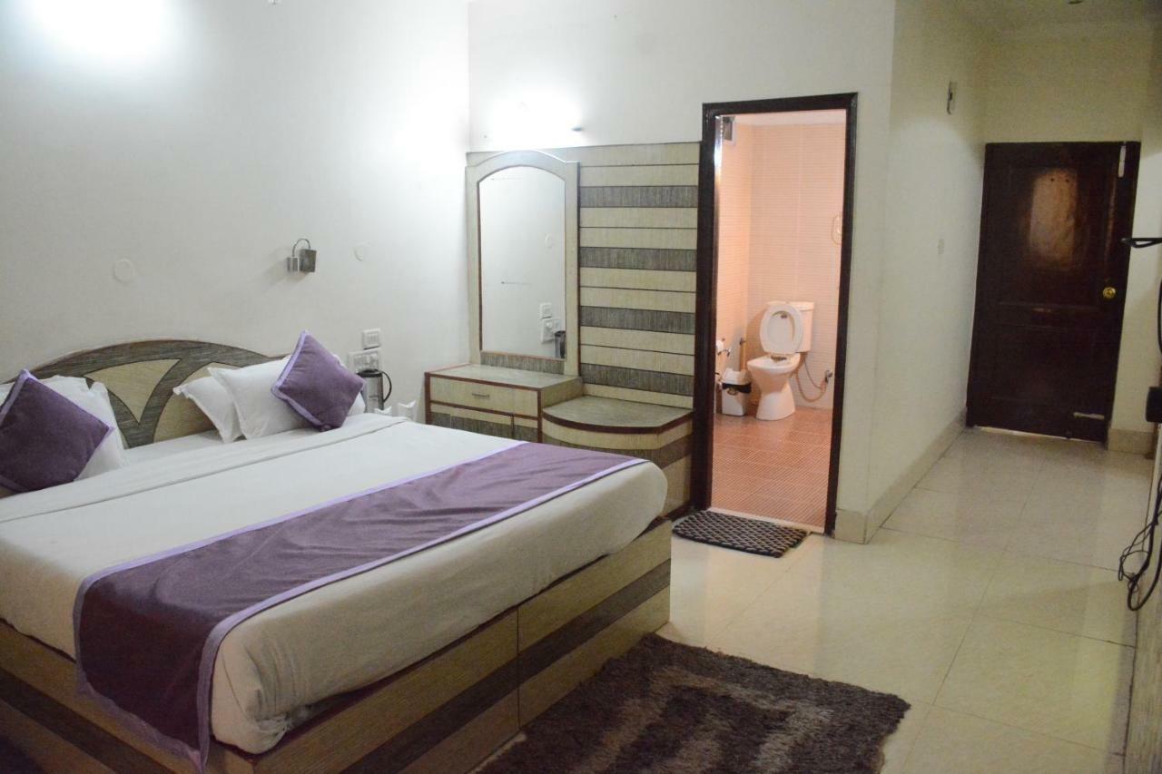 Hotel Mount View Katra  Esterno foto
